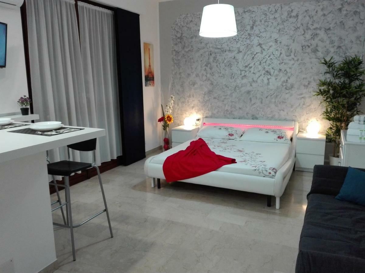 Mecenate Cozy Flat Appartement Milaan Buitenkant foto