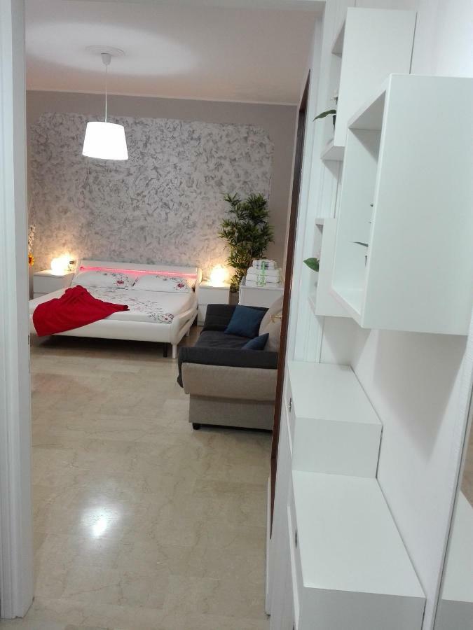 Mecenate Cozy Flat Appartement Milaan Buitenkant foto
