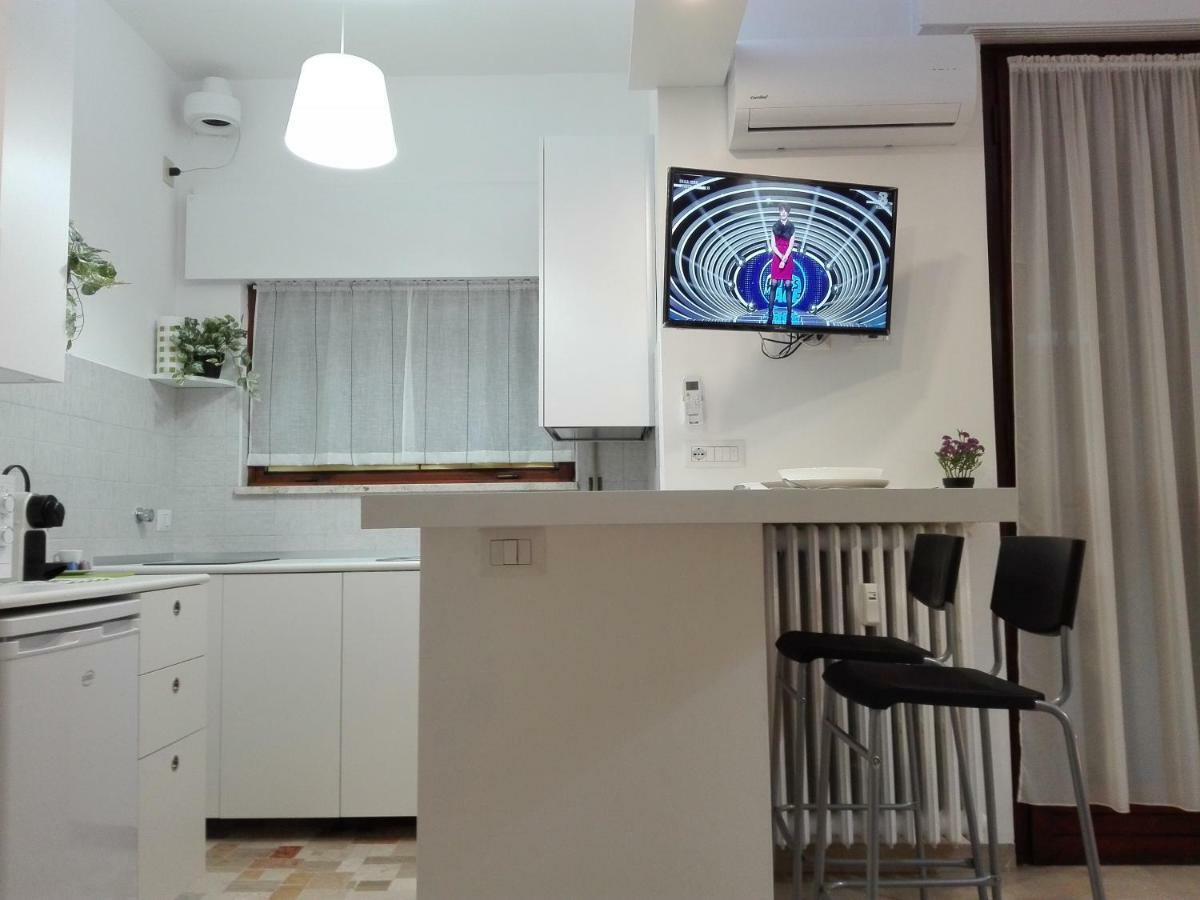 Mecenate Cozy Flat Appartement Milaan Buitenkant foto