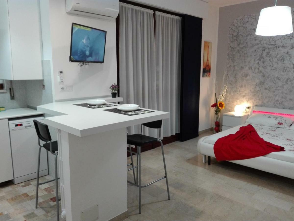 Mecenate Cozy Flat Appartement Milaan Buitenkant foto